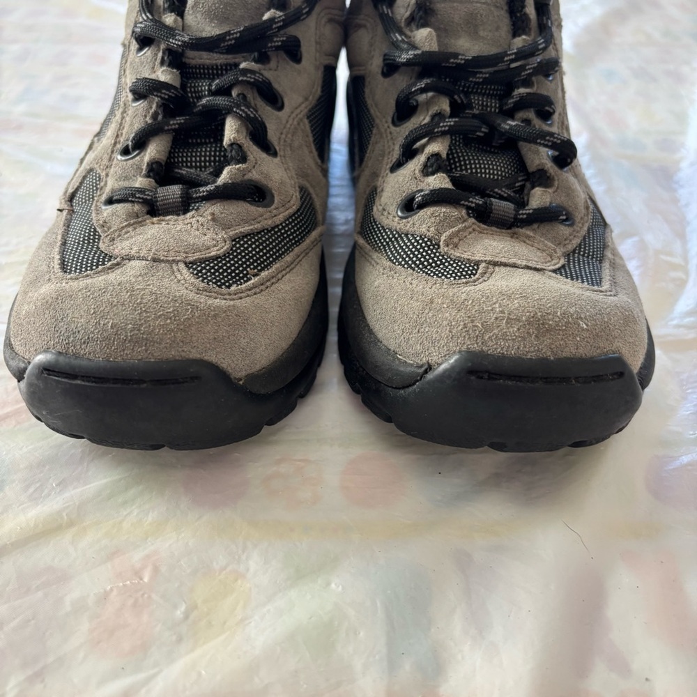 Land's End Black & Gray Trail Trekker Shoes SZ 7 Worn 1X Indoors - Picture 6 of 14